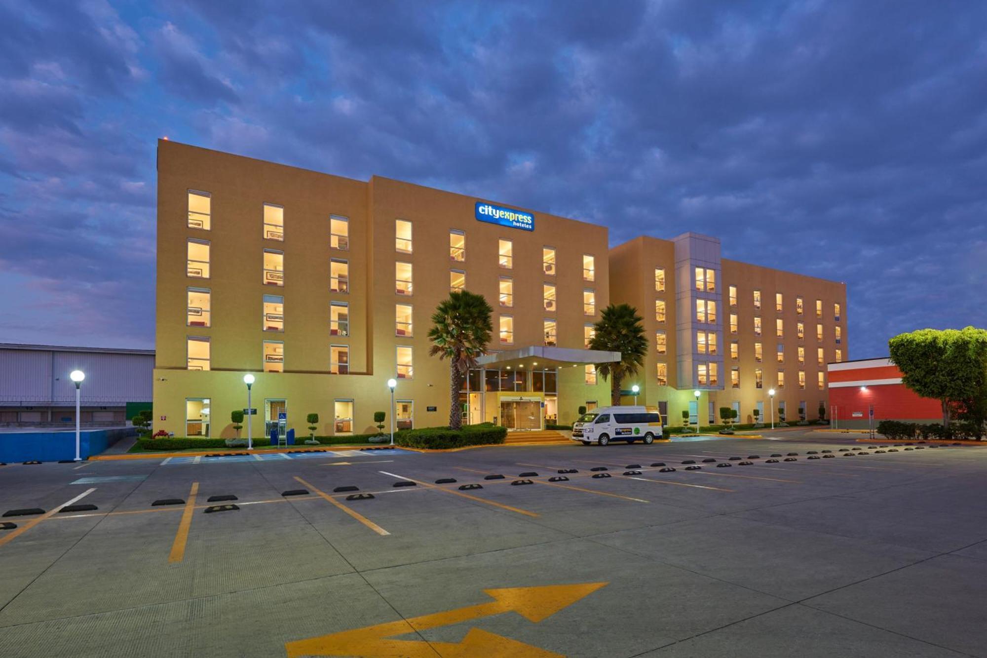 City Express By Marriott Ciudad De Mexico Plaza Central Экстерьер фото